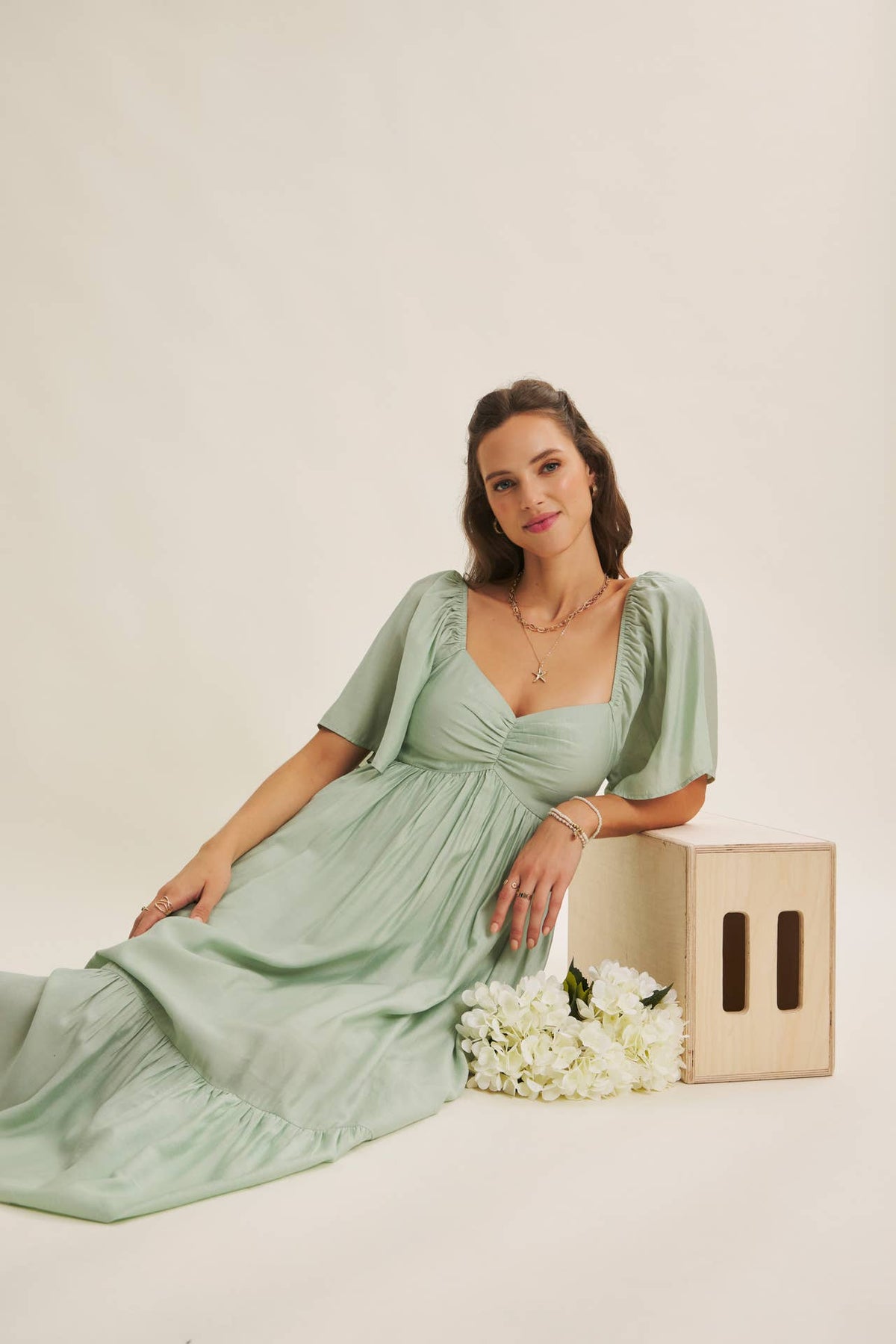 WILLOW SWEETHEART MIDI DRESS