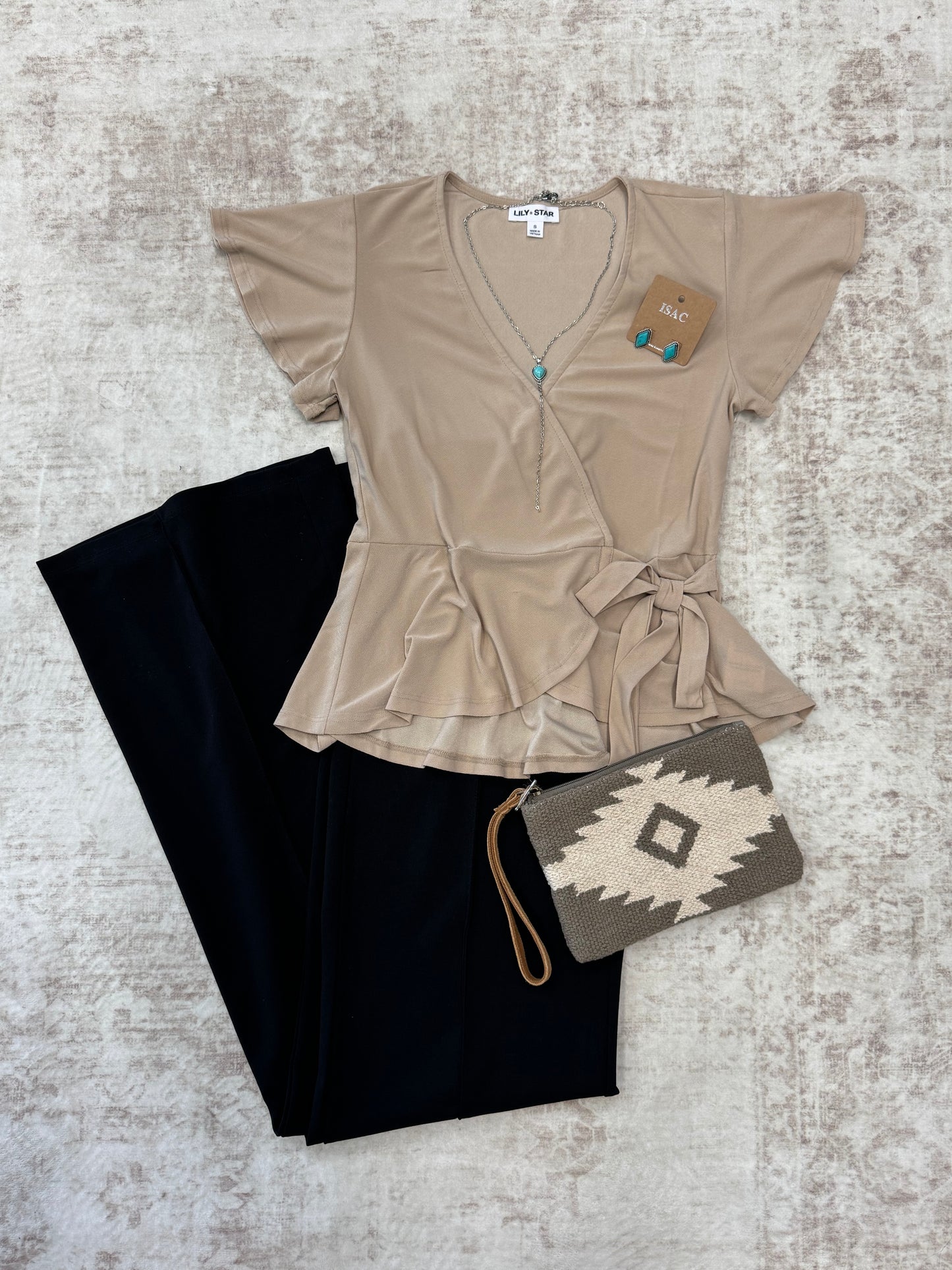 SOFT BLOOM WRAP BLOUSE